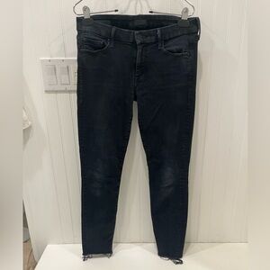 MOTHER Black Ankle Jeans - LOOKER ANKLE FRAY